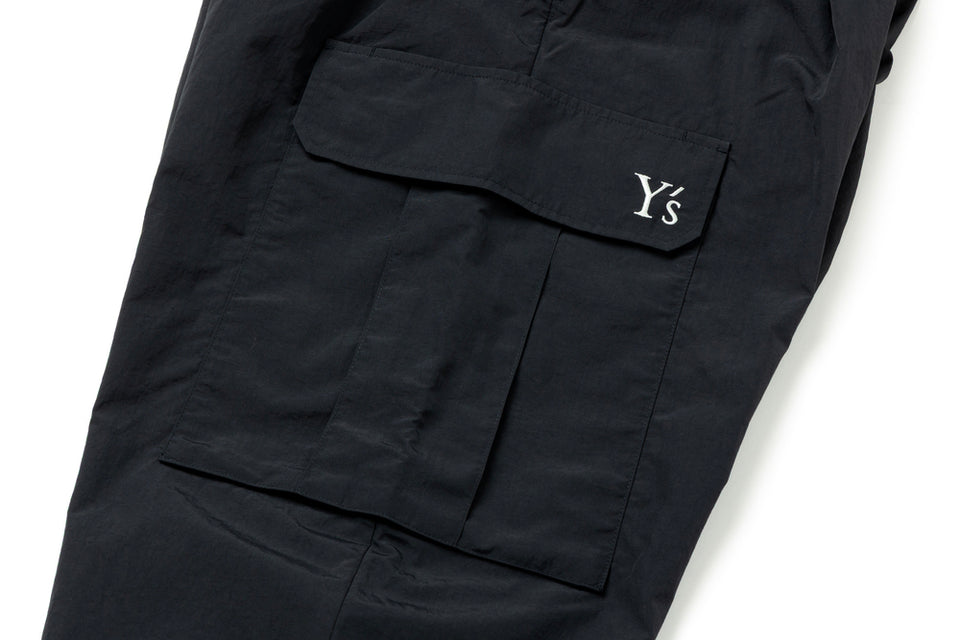 オーバーサイズド ナイロン カーゴパンツ Y's FW26 ブラック