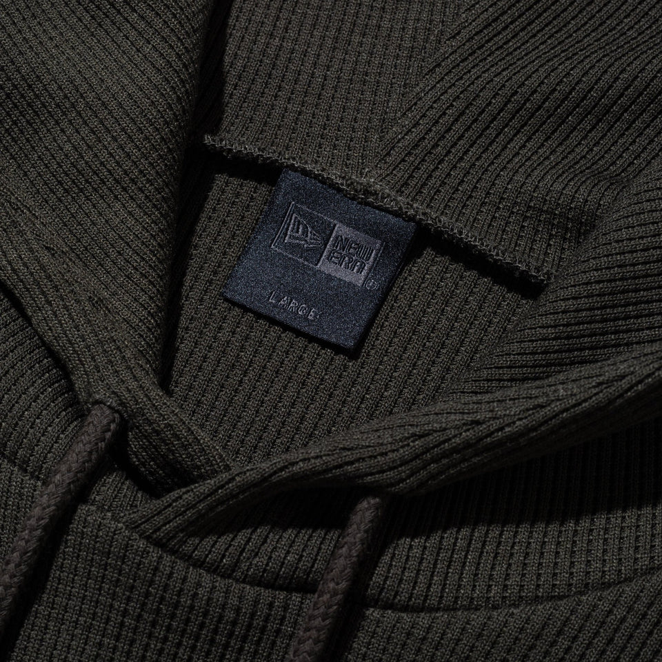 オーバーサイズド ワッフル プルオーバーフーディー BLACK LABEL FW24 オリーブ - 14410747 - S | NEW ERA ニューエラ公式オンラインストア