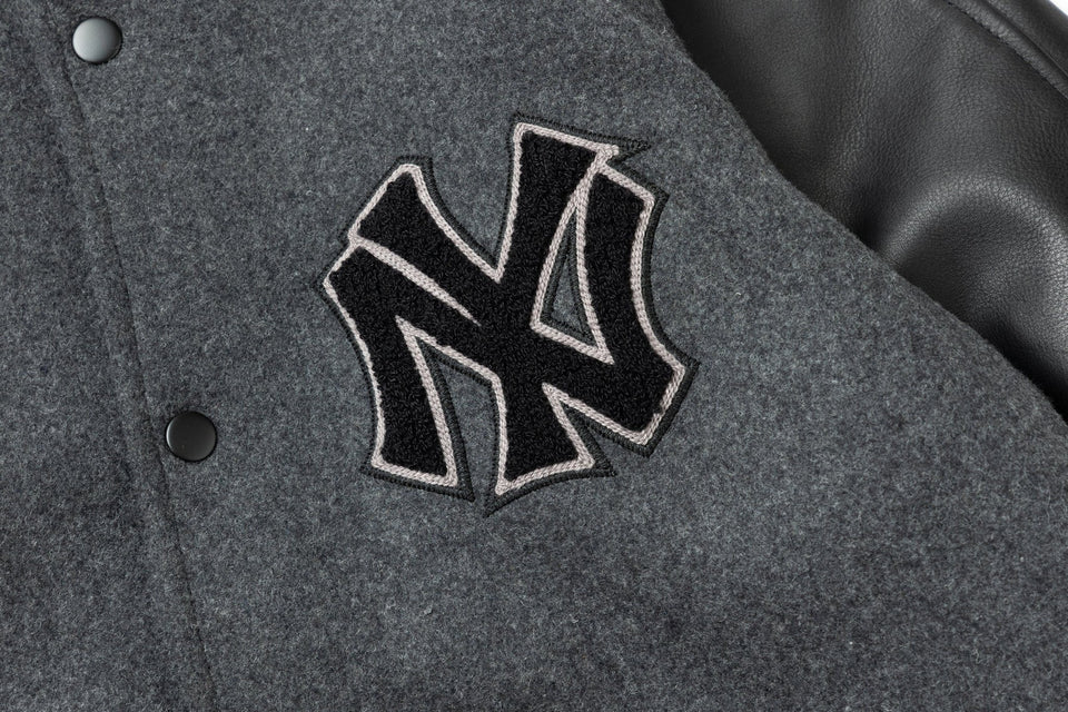 メルトン バーシティージャケット BLACK LABEL FW25 ニューヨーク・ヤンキース チャコール - 14746901-S | NEW ERA ニューエラ公式オンラインストア