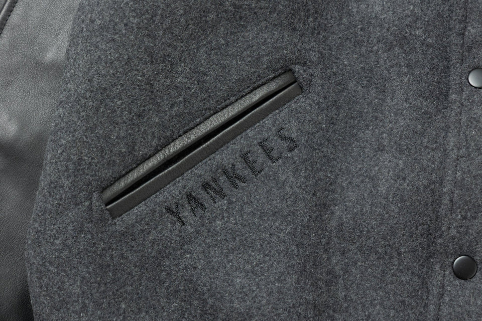 メルトン バーシティージャケット BLACK LABEL FW25 ニューヨーク・ヤンキース チャコール - 14746901-S | NEW ERA ニューエラ公式オンラインストア