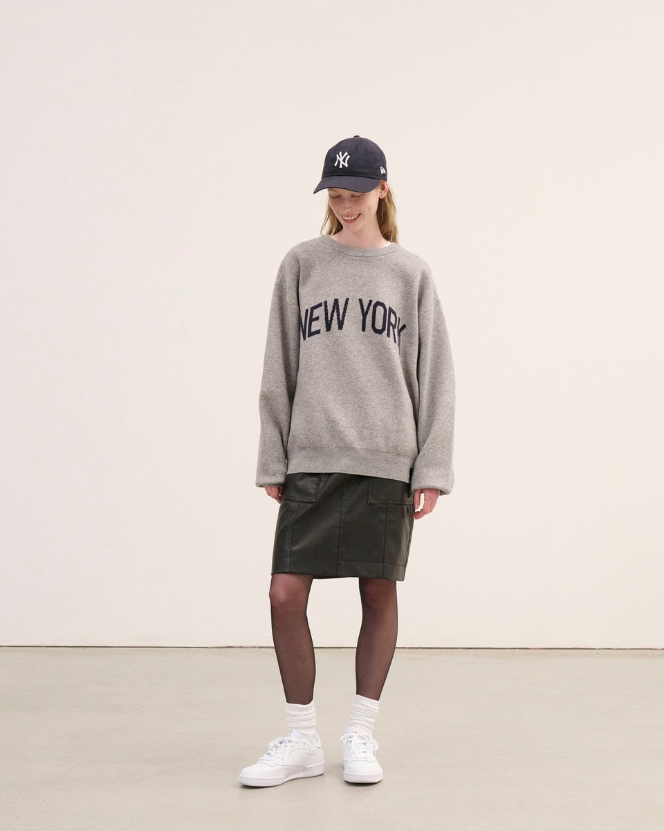 ウォッシャブル ニット プルオーバー BLACK LABEL FW25 NEW YORK グレー - 14746887-S | NEW ERA ニューエラ公式オンラインストア