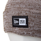 ベーシック カフニット Box Logo ボックスロゴ ウーブンパッチ ウォルナット/ホワイト - 14312228 - OSFM | NEW ERA ニューエラ公式オンラインストア