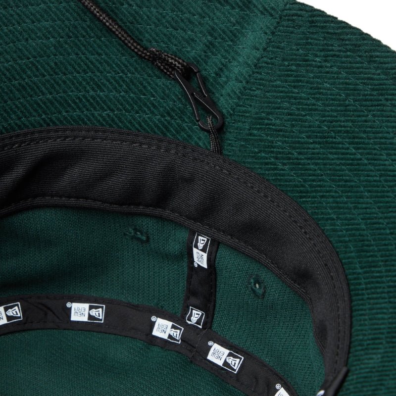 アドベンチャーライト Corduroy ダークグリーン 【ニューエラアウトドア】 - 14307254 - SM | NEW ERA ニューエラ公式オンラインストア
