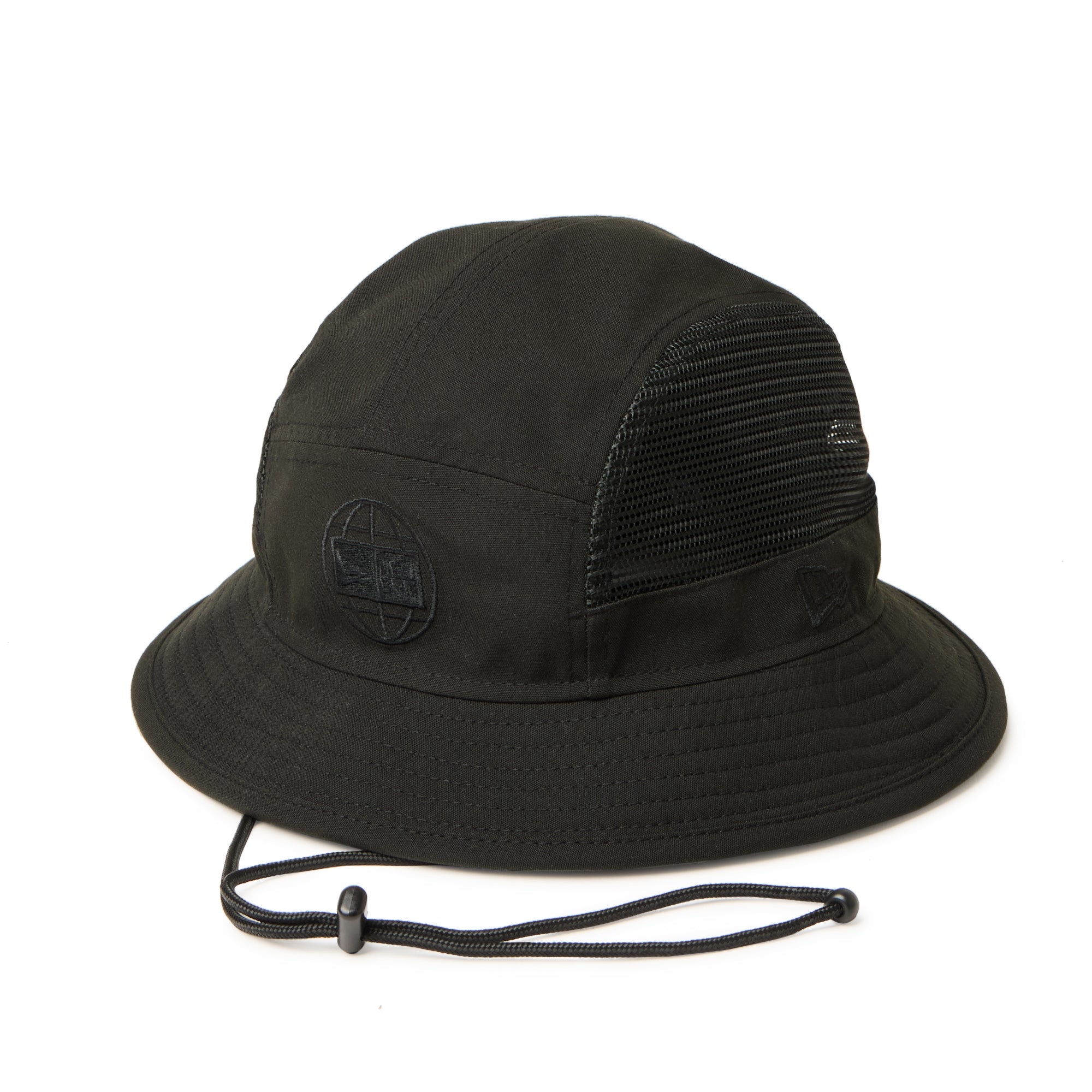 NEW ERA×AMERI BASIC LOGO バケットハット 黒 収納袋付 NEW ERA×Ameri LOGO TAPE BUCKET HAT