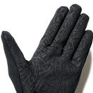 イータッチ フリース ウォーマーグローブ ブラック/ゴールド FW25 - 14675880 - S | NEW ERA ニューエラ公式オンラインストア