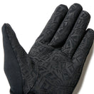 イータッチ フリース ウォーマーグローブ ビッグフラッグロゴ ブラック/ホワイト FW25 - 14675882 - S | NEW ERA ニューエラ公式オンラインストア