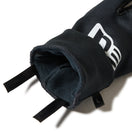 イータッチ フリース ウォーマーグローブ ビッグフラッグロゴ ブラック/ホワイト FW25 - 14675882 - S | NEW ERA ニューエラ公式オンラインストア