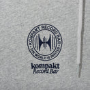 裏毛 スウェット プルオーバーフーディー Kompakt Record Bar グレー - 14908121-S | NEW ERA ニューエラ公式オンラインストア