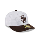 LP 59FIFTY 59FIFTY DAY Memorial Collection サンディエゴ・パドレス オールオーバーエンブロイダリー ホワイト ブラウンバイザー - 14677002 - 700 | NEW ERA ニューエラ公式オンラインストア