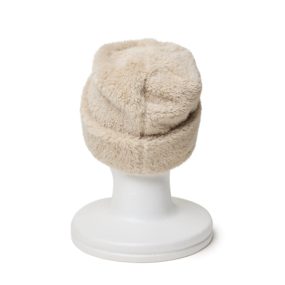 ベーシック カフニット Mink Fleece ウーブンパッチ ベージュ - 14312164 - OSFM | NEW ERA ニューエラ公式オンラインストア