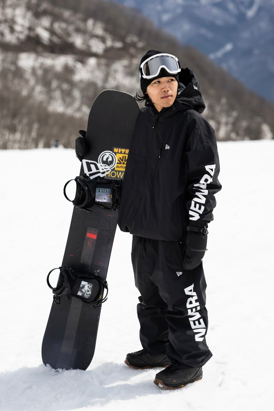 スノートラックパンツ NEW ERA SNOWBOARDING ワードマークロゴ ブラック - 14380228 - XS | NEW ERA ニューエラ公式オンラインストア
