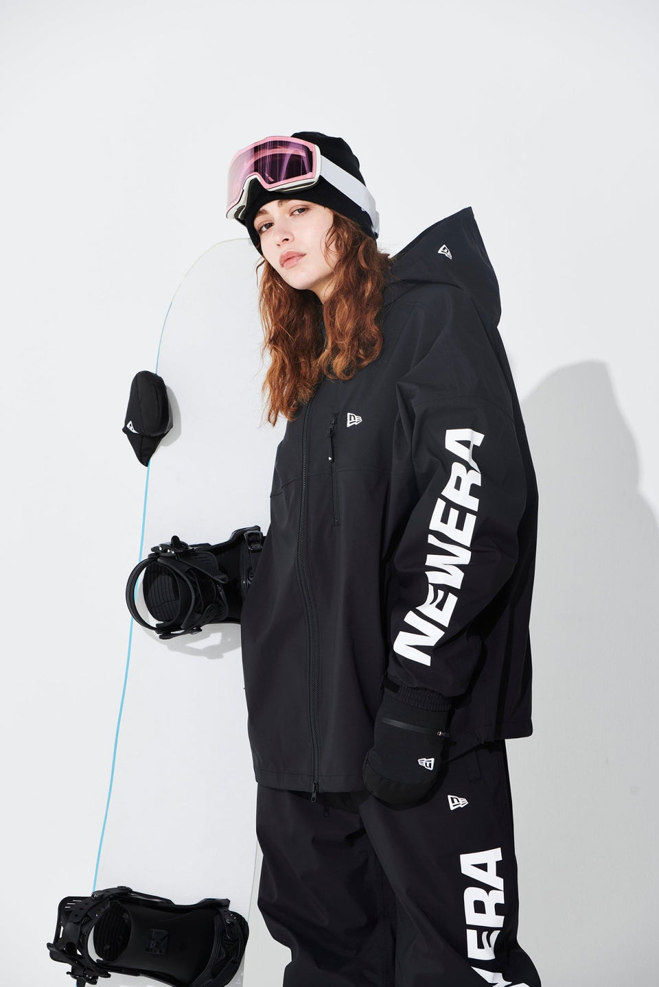 スノージャケット NEW ERA SNOWBOARDING ワードマークロゴ ブラック - 14380231 - XS | NEW ERA ニューエラ公式オンラインストア