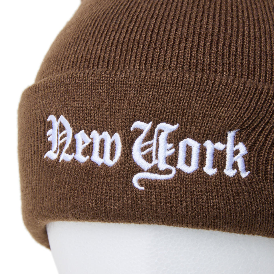 ベーシック カフニット Old English New York ブラウン - 14312192 - OSFM | NEW ERA ニューエラ公式オンラインストア