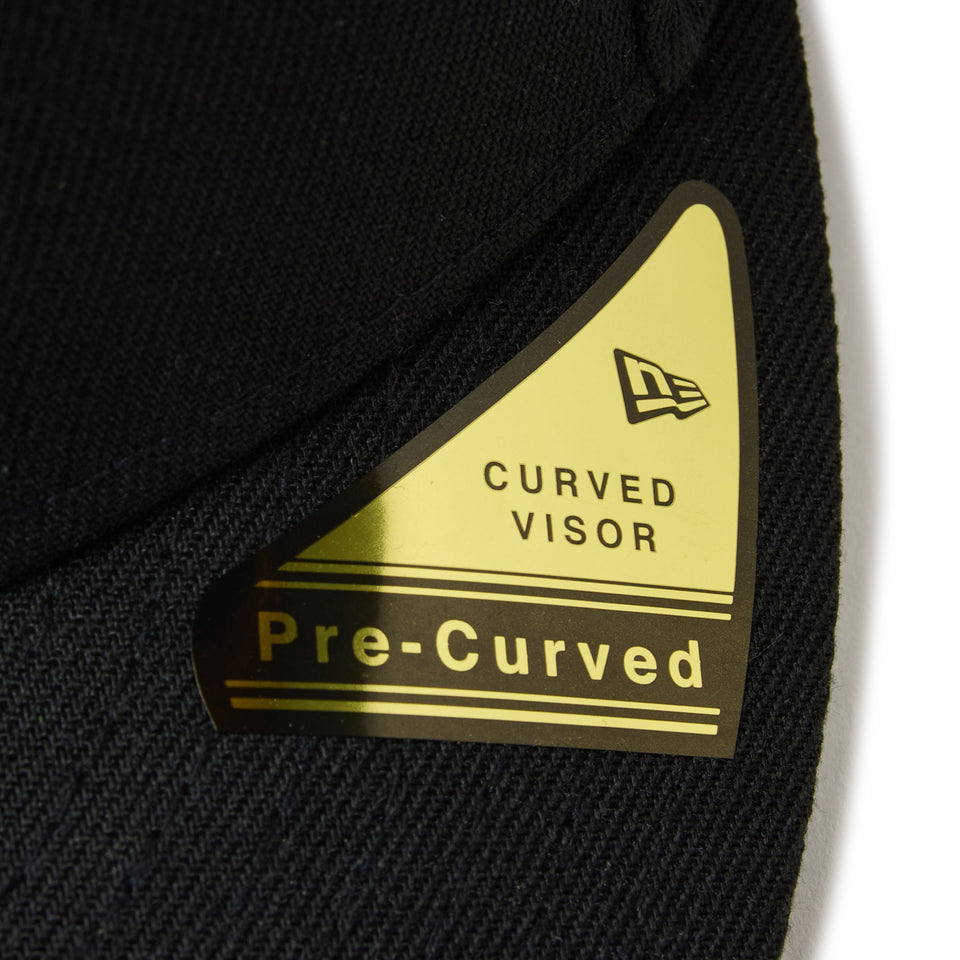 PC 59FIFTY Essential オールドイングリッシュロゴ ブラック - 14388383 - 700 | NEW ERA ニューエラ公式オンラインストア