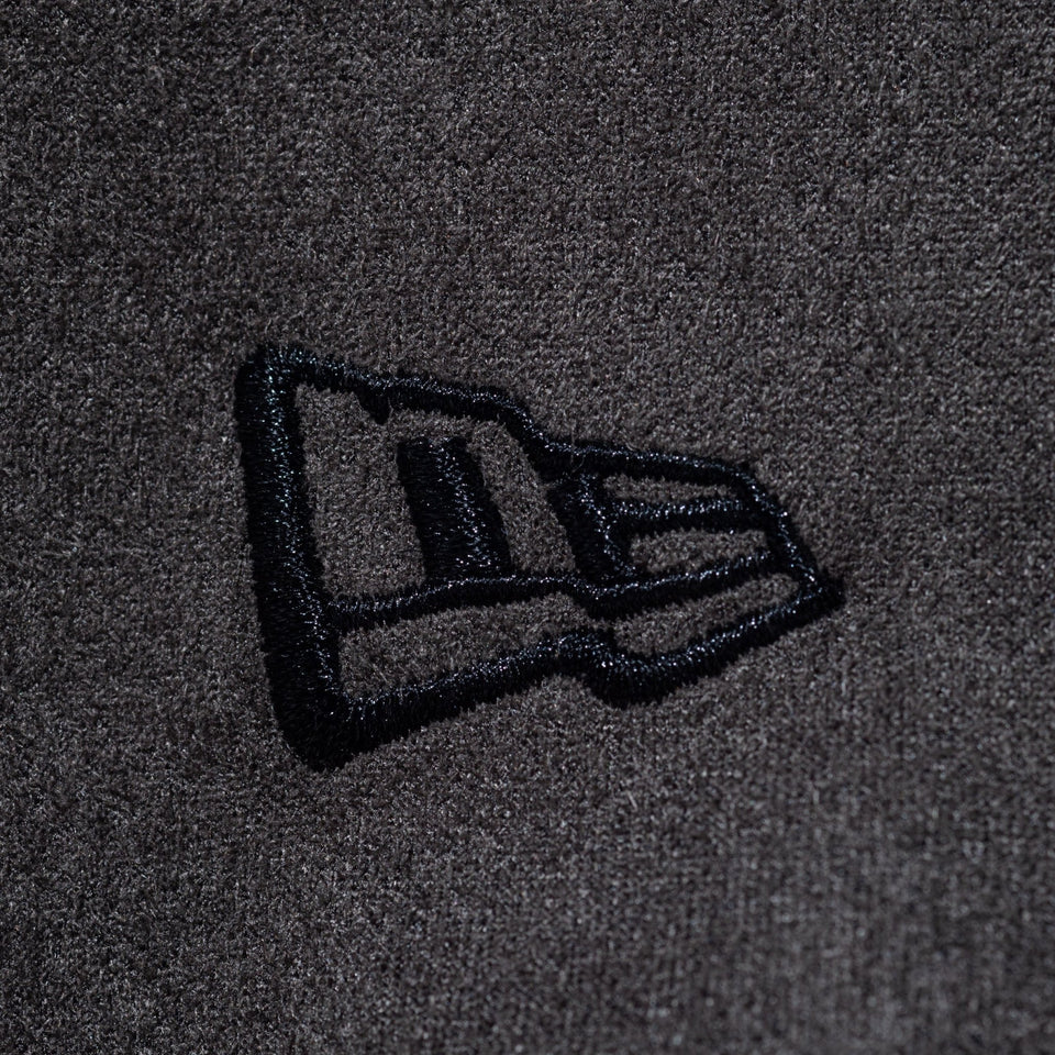 プルオーバーフーディー Poly Suede ポリスウェード ワードマーク オリーブ - 14457275 - S | NEW ERA ニューエラ公式オンラインストア