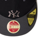 RC 59FIFTY フラットバイザー トラッカー MLB Heritage Collection ニューヨーク・ヤンキース クーパーズタウン ブラック ダークグラファイトバイザー - 14388379 - 700 | NEW ERA ニューエラ公式オンラインストア