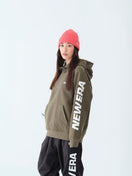 裏起毛 オーバーサイズド スウェット プルオーバーフーディー Snowboarding ウォーターリペレント オリーブ - 14741704 - XS | NEW ERA ニューエラ公式オンラインストア