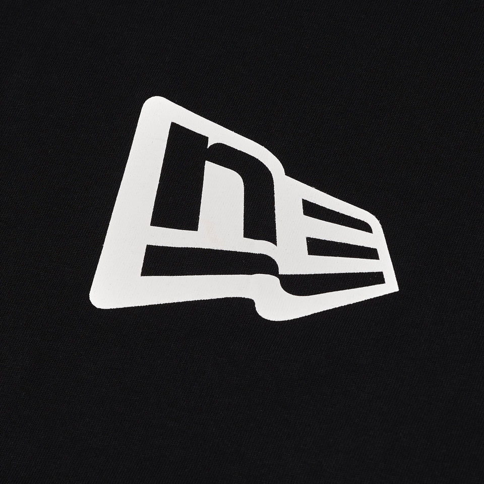 半袖 コットン Tシャツ フラッグロゴ ミッド ブラック レギュラーフィット - 14521385 - S | NEW ERA ニューエラ公式オンラインストア