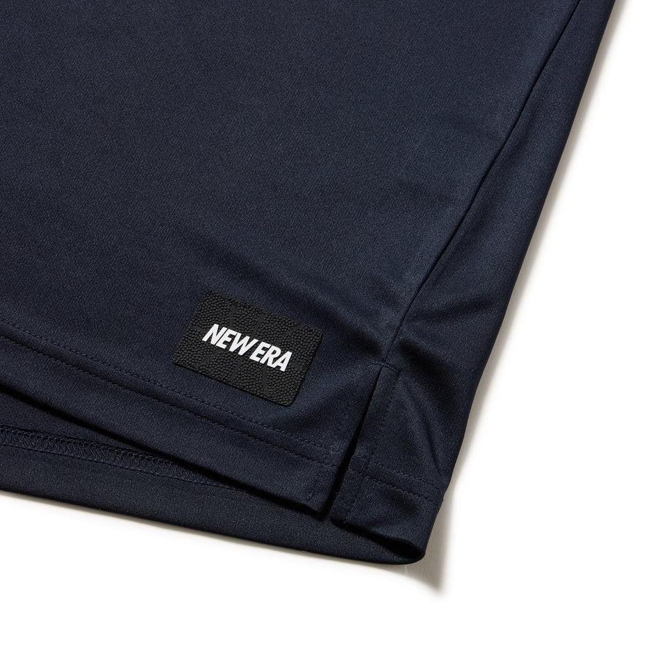 バスケットボール 長袖 テック Tシャツ バーチカルロゴ ネイビー | パフォーマンスアパレル - 14674774 - S | NEW ERA ニューエラ公式オンラインストア