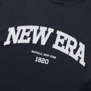 バスケットボール 長袖 オーバーサイズド テック Tシャツ カレッジロゴ ネイビー | パフォーマンスアパレル - 14674777 - S | NEW ERA ニューエラ公式オンラインストア