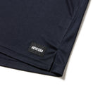 バスケットボール 長袖 オーバーサイズド テック Tシャツ カレッジロゴ ネイビー | パフォーマンスアパレル - 14674777 - S | NEW ERA ニューエラ公式オンラインストア