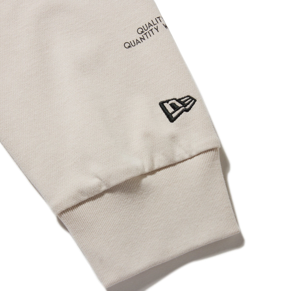 長袖 パフォーマンス Tシャツ Archive Logo ストーン レギュラーフィット - 14324686 - S | NEW ERA ニューエラ公式オンラインストア