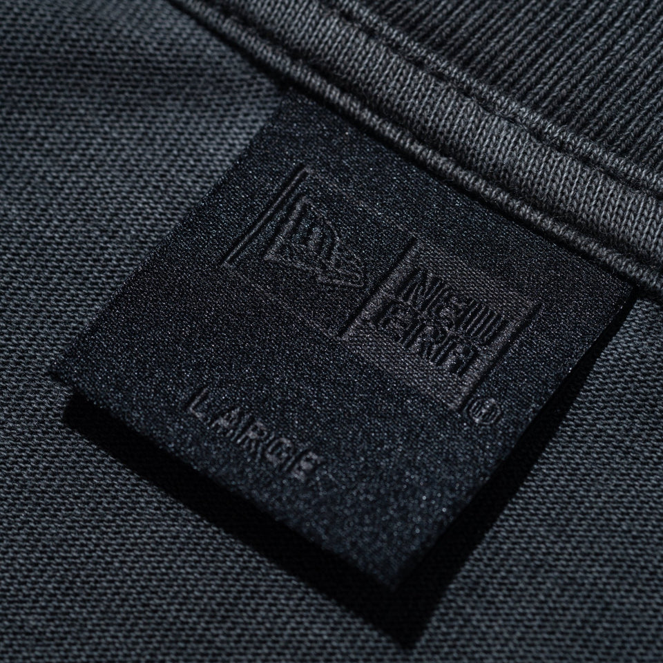 長袖 オーバーサイズド ガーメントダイ コットンポケット Tシャツ BLACK LABEL FW24 ブラック - 14410779 - S | NEW ERA ニューエラ公式オンラインストア