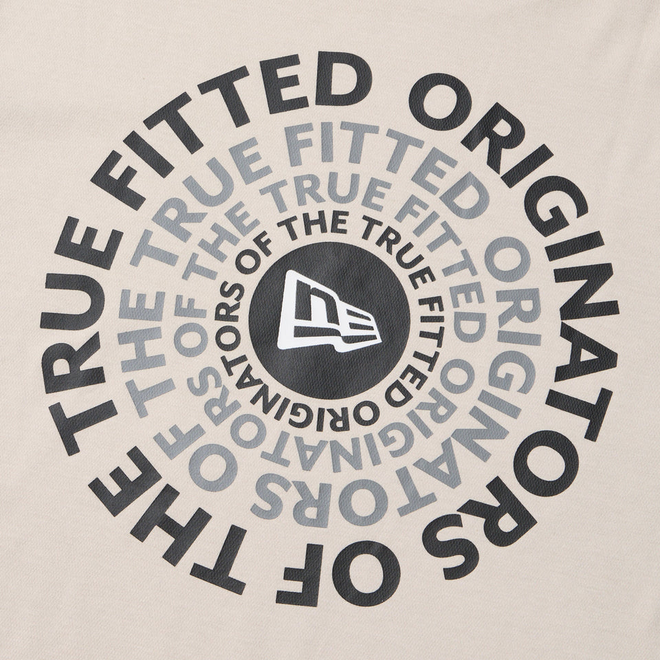 長袖 オーバーサイズド コットン Tシャツ Circle OOTTF ストーン - 14682683 - S | NEW ERA ニューエラ公式オンラインストア