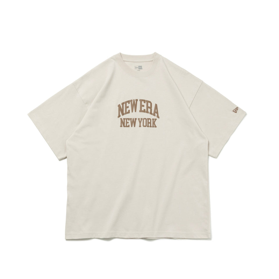半袖 オーバーサイズド コットン Tシャツ Classic College ストーン - 14121867-S | NEW ERA ニューエラ公式オンラインストア