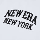 半袖 オーバーサイズド コットン Tシャツ Classic College ホワイト - 14410079 - S | NEW ERA ニューエラ公式オンラインストア