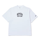 半袖 オーバーサイズド コットン Tシャツ Classic College ホワイト - 14410079 - S | NEW ERA ニューエラ公式オンラインストア
