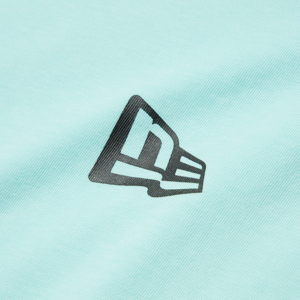 半袖 コットン Tシャツ Flag Logo Mini セレストブルー レギュラーフィット - 14410101 - S | NEW ERA ニューエラ公式オンラインストア