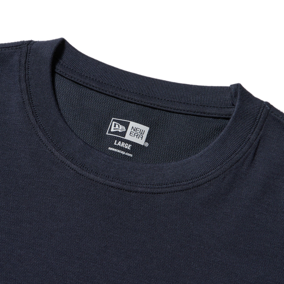 長袖 オーバーサイズド パフォーマンス Tシャツ Flag & Wordmark ネイビー | パフォーマンスアパレル - 14674832 - S | NEW ERA ニューエラ公式オンラインストア