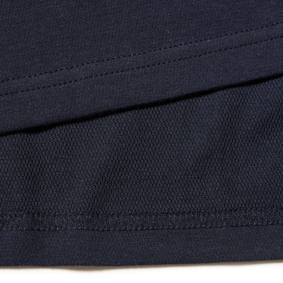 長袖 オーバーサイズド パフォーマンス Tシャツ Flag & Wordmark ネイビー | パフォーマンスアパレル - 14674832 - S | NEW ERA ニューエラ公式オンラインストア