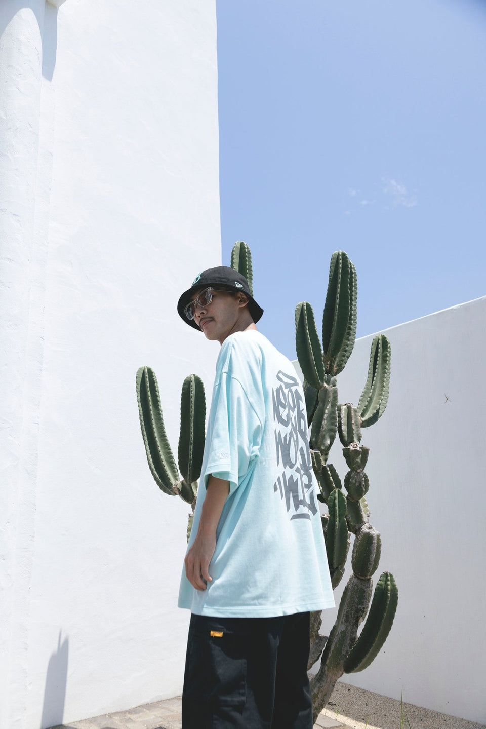 半袖 オーバーサイズド コットン Tシャツ Graffiti セレスト