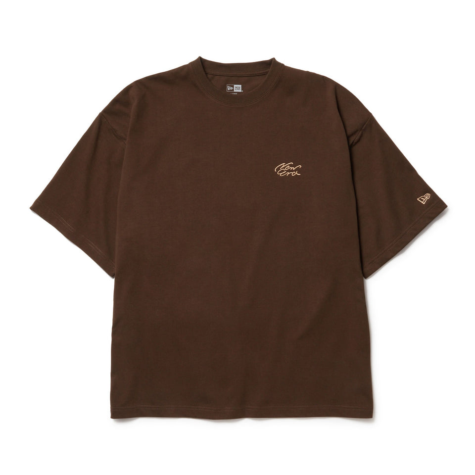 半袖 オーバーサイズド コットン Tシャツ Handwritten Logo ウォルナット - 14410074 - S | NEW ERA ニューエラ公式オンラインストア