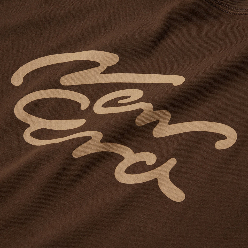 半袖 オーバーサイズド コットン Tシャツ Handwritten Logo ウォルナット - 14410074 - S | NEW ERA ニューエラ公式オンラインストア