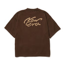 半袖 オーバーサイズド コットン Tシャツ Handwritten Logo ウォルナット - 14410074 - S | NEW ERA ニューエラ公式オンラインストア