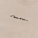 半袖 オーバーサイズド コットン Tシャツ Handwritten Logo ローズグレー - 14410077 - S | NEW ERA ニューエラ公式オンラインストア