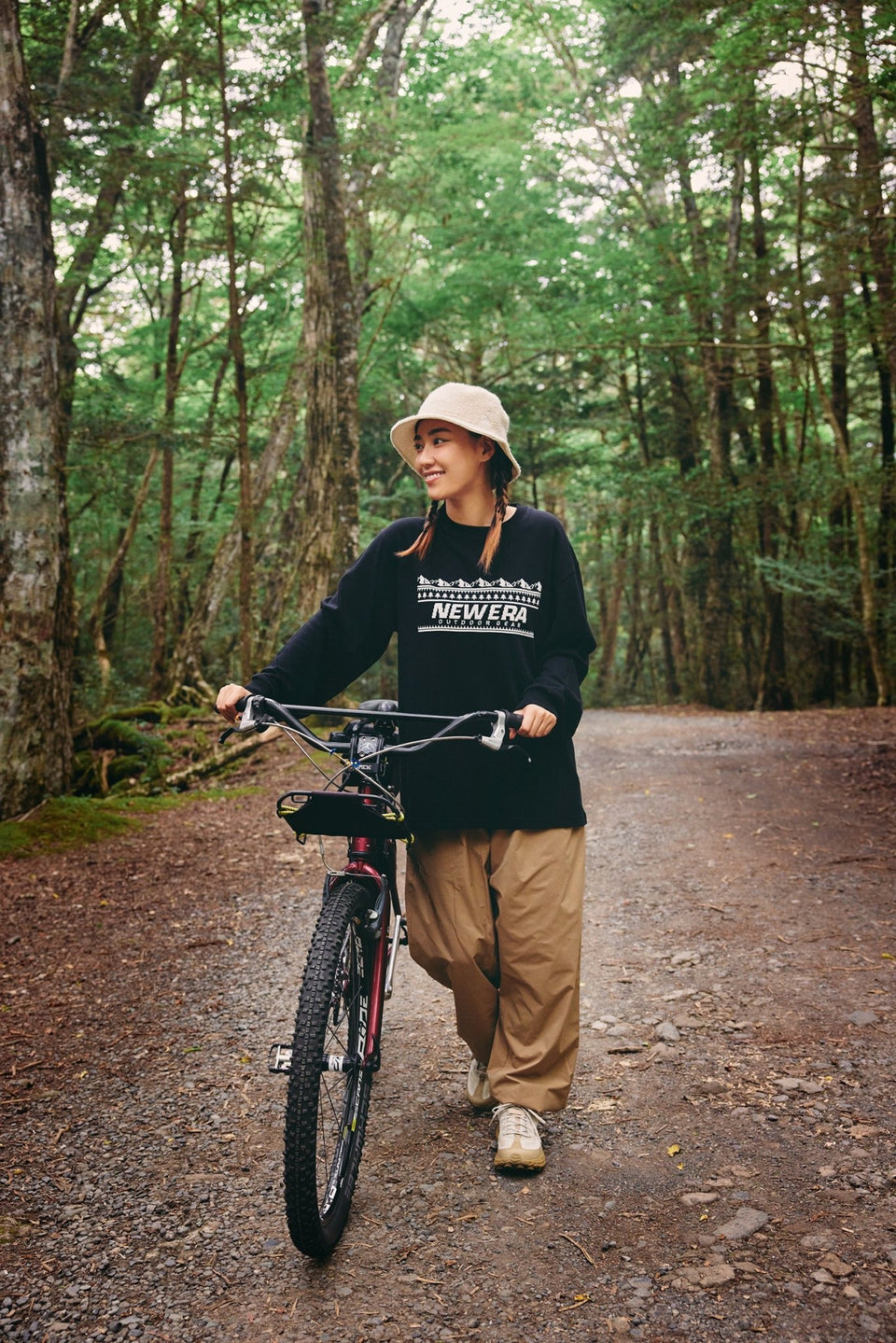 長袖 ウォーム Tシャツ New Era Outdoor Gear Logo ブラック【ニューエラアウトドア】 - 14307129 - S | NEW ERA ニューエラ公式オンラインストア