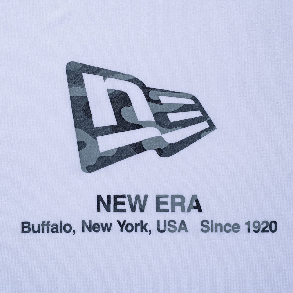 半袖 テック Tシャツ フラッグロゴ ウッドランドカモ ホワイト レギュラーフィット【Performance Apparel】 - 14666295 - S | NEW ERA ニューエラ公式オンラインストア