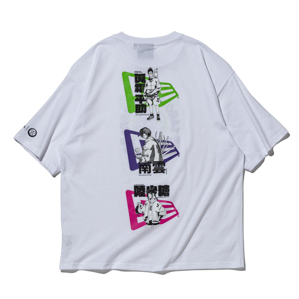 半袖 オーバーサイズド コットン Tシャツ SAKAMOTO DAYS フラッグロゴ ホワイト - 14801507 - S | NEW ERA ニューエラ公式オンラインストア