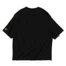 半袖 オーバーサイズド コットン Tシャツ SAKAMOTO DAYS ブラック - 14801508 - S | NEW ERA ニューエラ公式オンラインストア