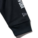 長袖 テック Tシャツ Sleeve Logo ブラック レギュラーフィット【 Performance Apparel 】 - 14312825 - S | NEW ERA ニューエラ公式オンラインストア