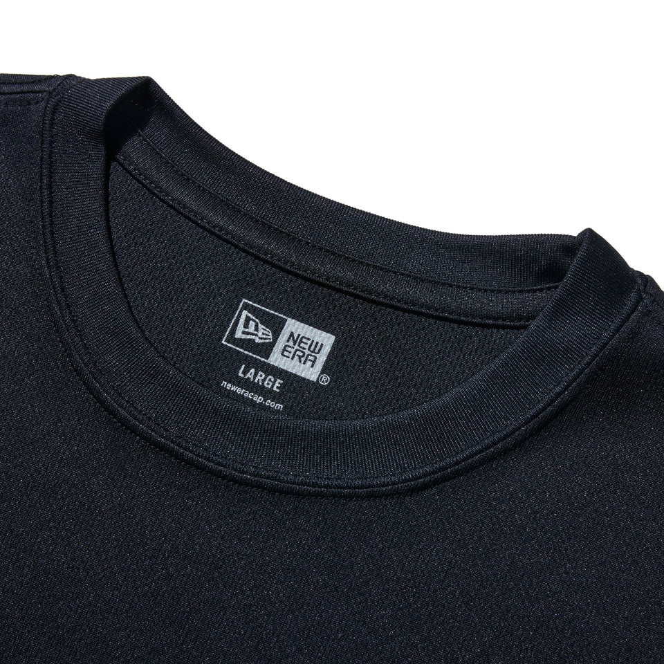 長袖 テック Tシャツ Sleeve Logo ブラック レギュラーフィット【 Performance Apparel 】 - 14312825 - S | NEW ERA ニューエラ公式オンラインストア
