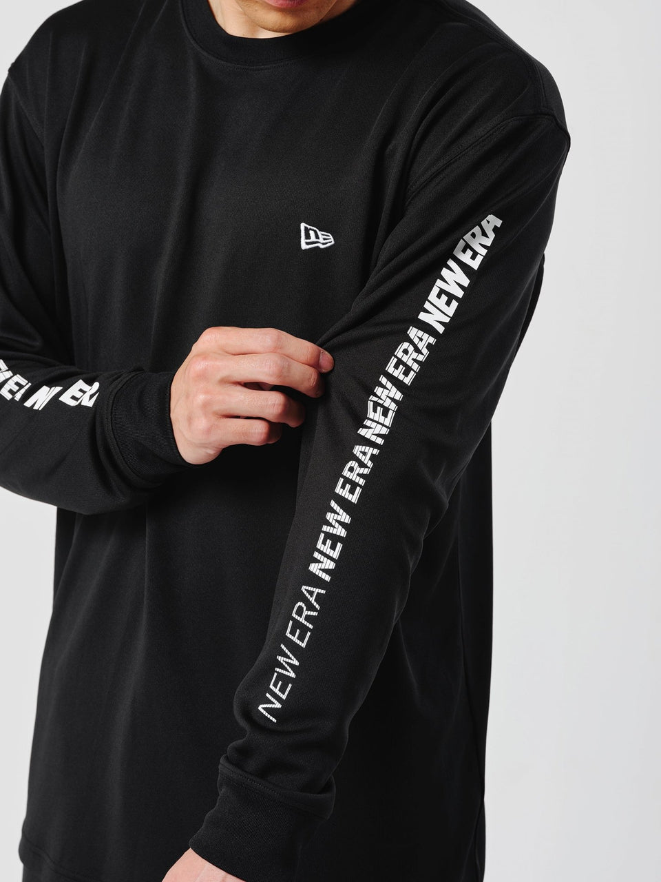 長袖 テック Tシャツ Speed Logo ブラック | パフォーマンス