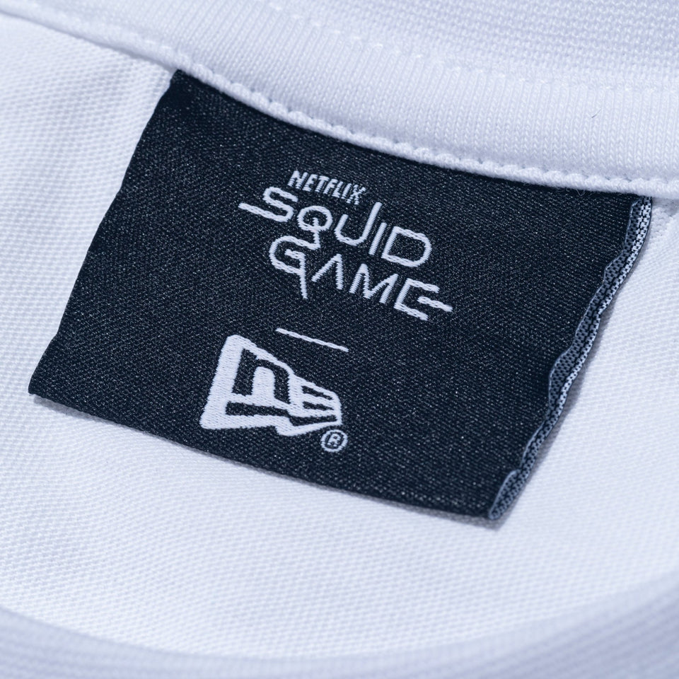 オーバーサイズド コットン Tシャツ SQUID GAME イカゲーム フラッグロゴ ストーン - 14733205 - S | NEW ERA ニューエラ公式オンラインストア