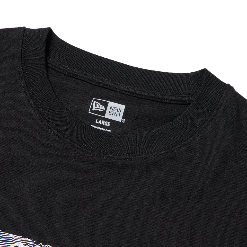 長袖 オーバーサイズド ウォーム Tシャツ Topographic Surface ブラック | アウトドア - 14668843 - S | NEW ERA ニューエラ公式オンラインストア