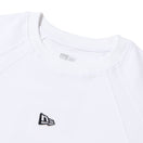 半袖 オーバーサイズド パフォーマンス Tシャツ Vertical Logo ホワイト | パフォーマンスアパレル - 14674804 - S | NEW ERA ニューエラ公式オンラインストア
