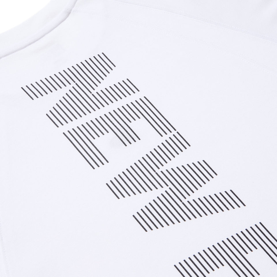 半袖 オーバーサイズド パフォーマンス Tシャツ Vertical Logo ホワイト | パフォーマンスアパレル - 14674804 - S | NEW ERA ニューエラ公式オンラインストア